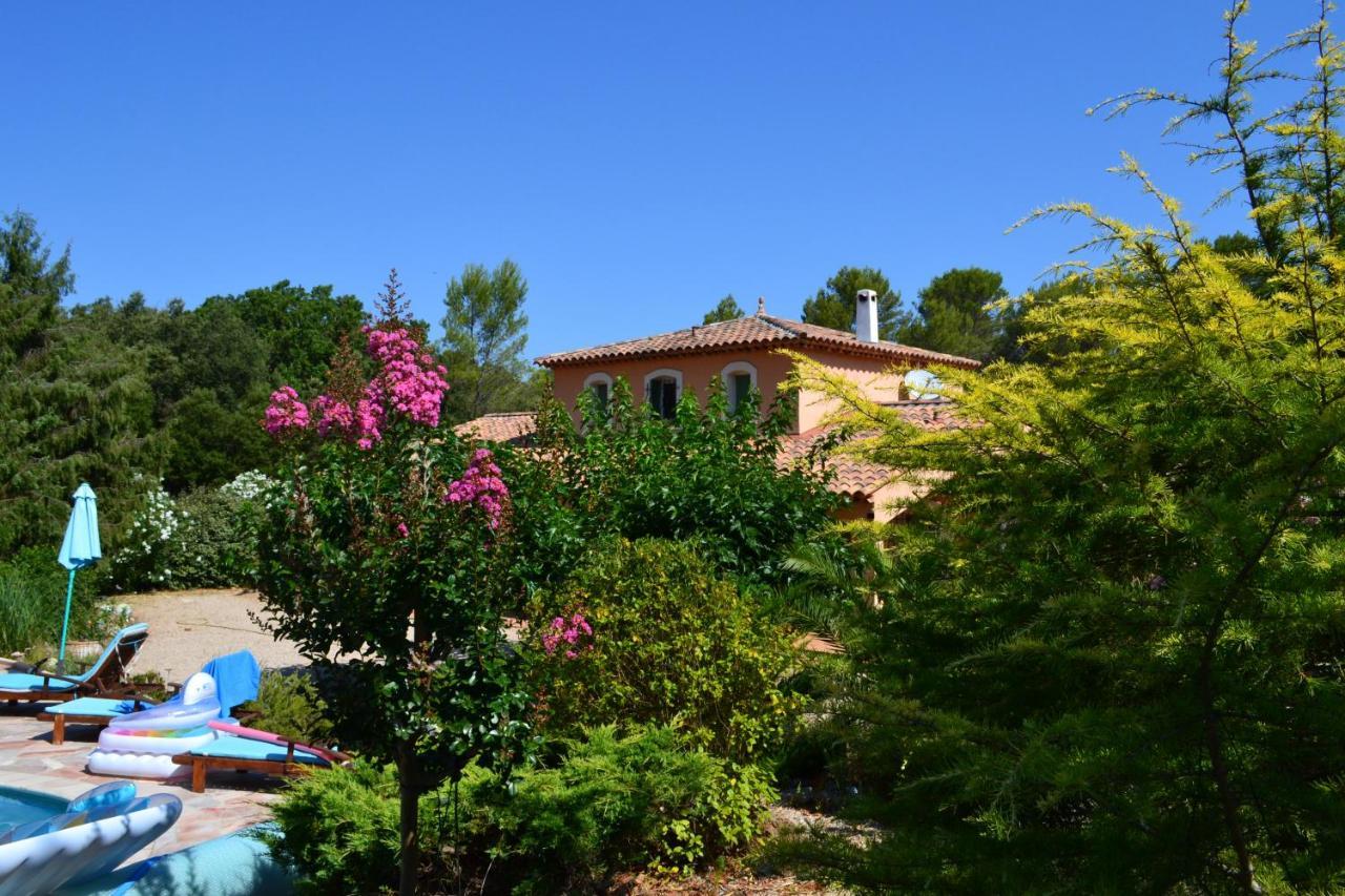 Suite 30 M2 Ideale Pour 2 Personnes Flassans-sur-Issole Luaran gambar