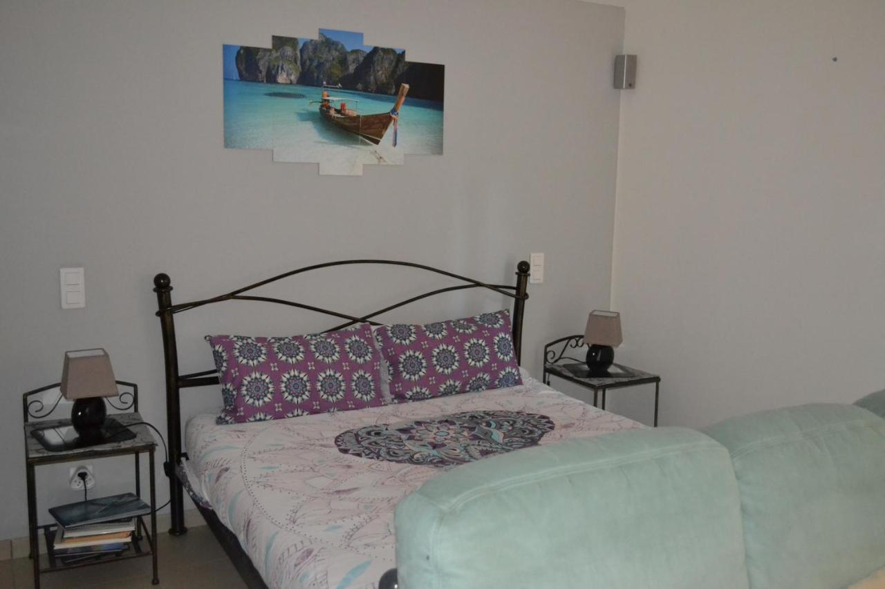 Suite 30 M2 Ideale Pour 2 Personnes Flassans-sur-Issole Luaran gambar