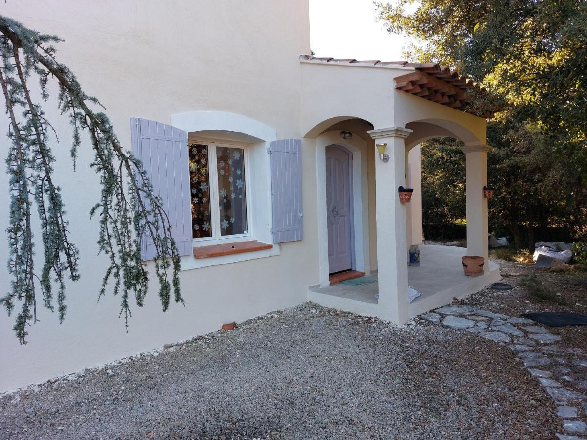 Suite 30 M2 Ideale Pour 2 Personnes Flassans-sur-Issole Luaran gambar